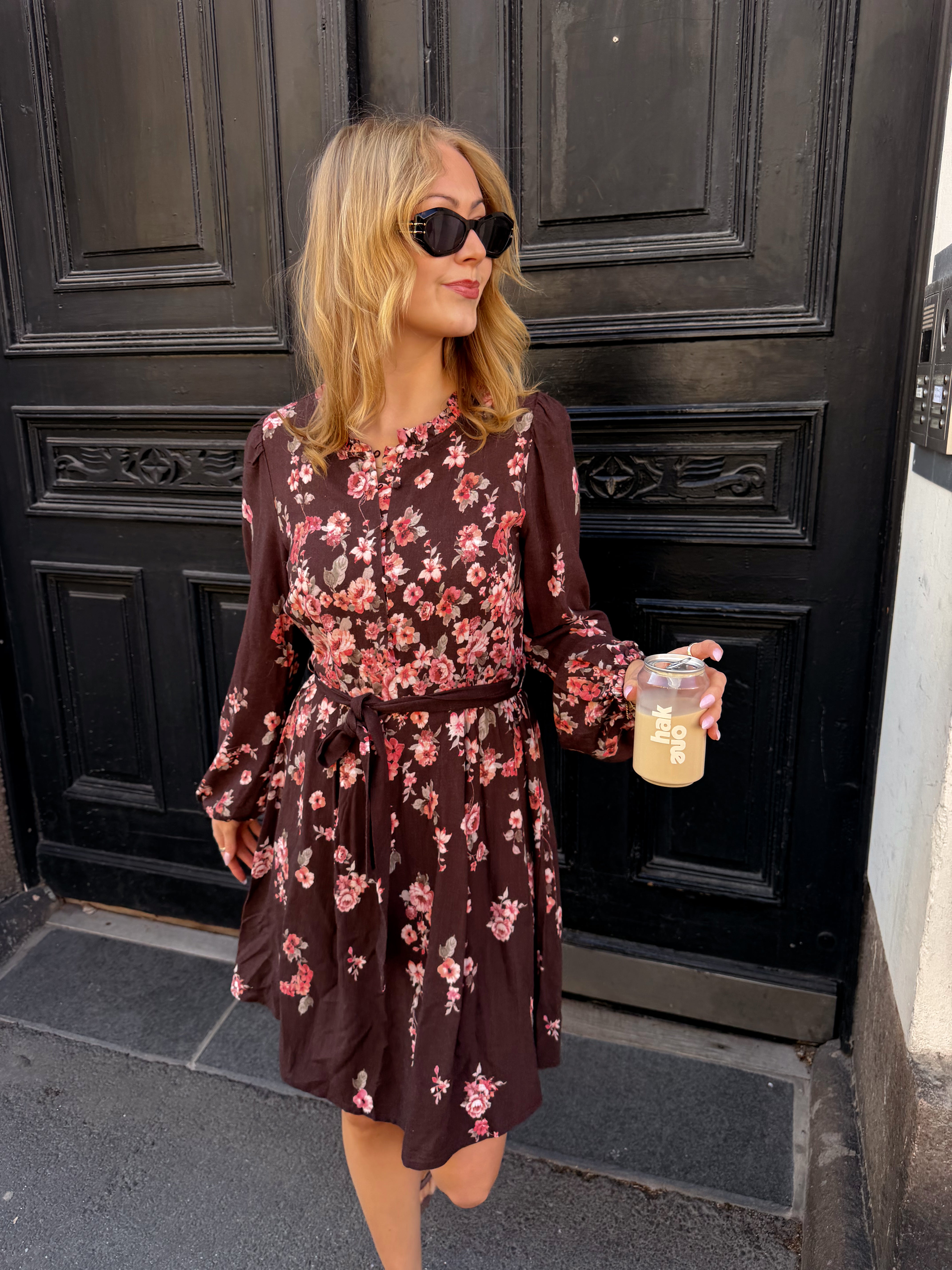 VIELMA Short Dress - Coffee Bean